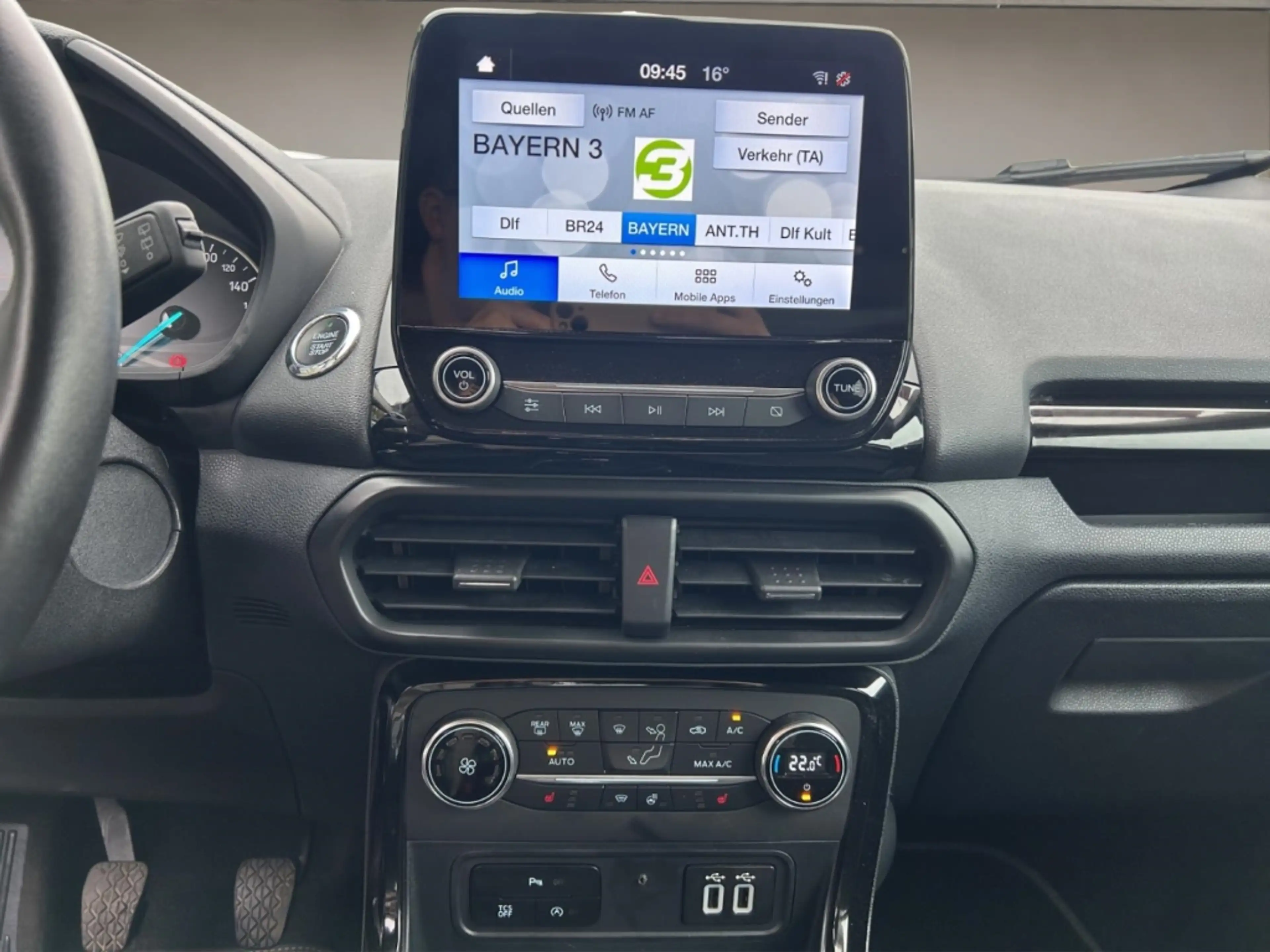 Ford EcoSport Titanium 4X4,AHK,Xenon,Tempomat,Winterpaket — photo 14