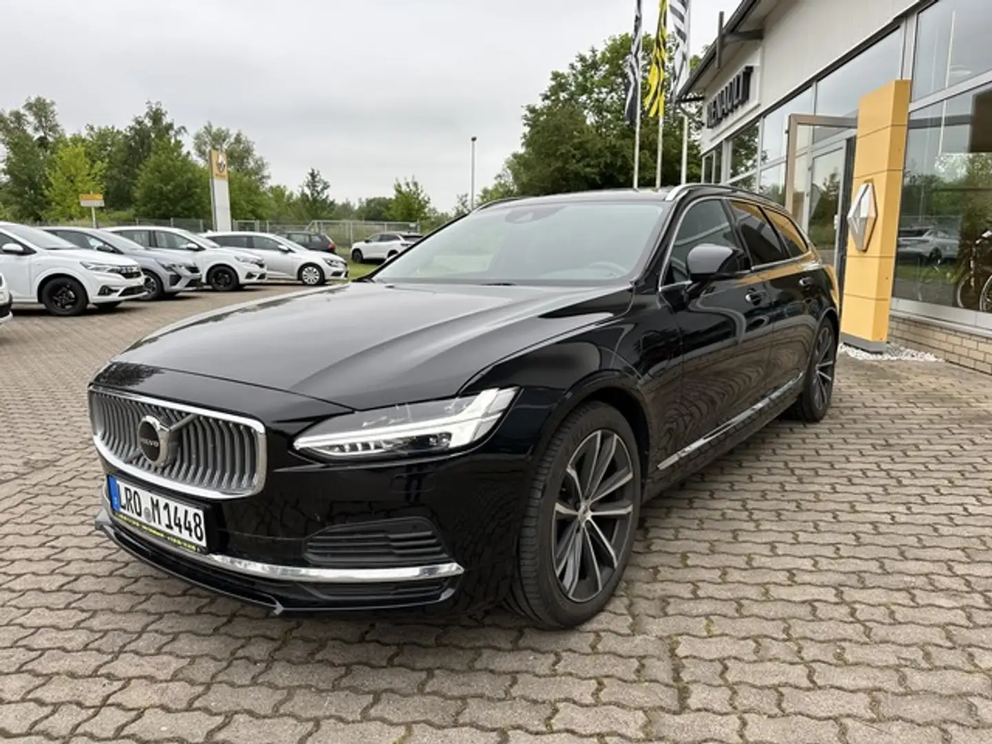 Volvo V90 Recharge Plug-In Hybrid Inscription AWD Schwarz - 2