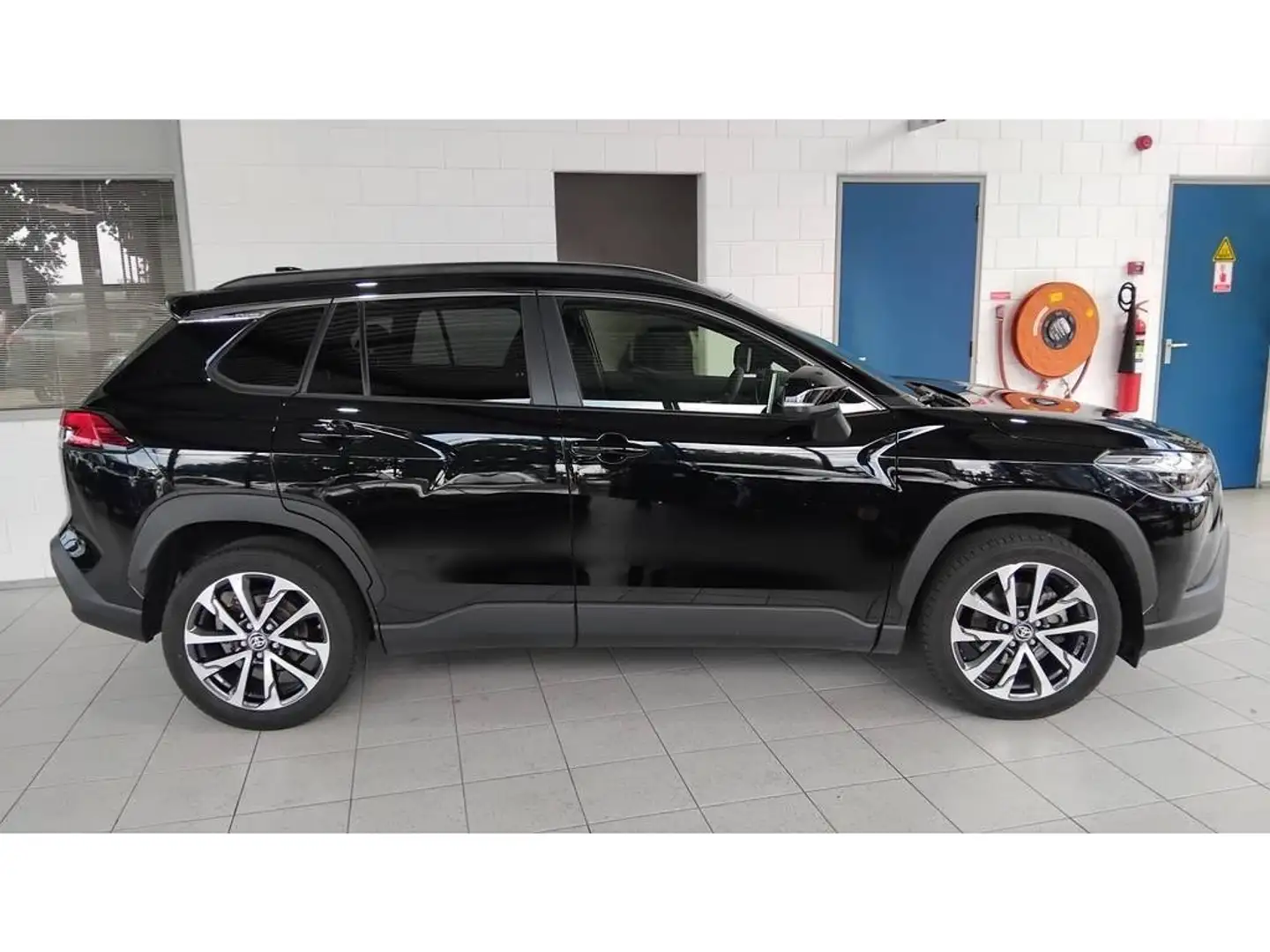 Toyota Corolla Cross 2.0 Style | Navi | Stoel en stuurverw | Keyless | Noir - 2