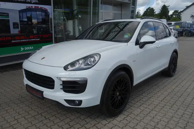 Porsche Cayenne 3.0 d SPORTPAKET PANO/NAVI/KAM/ PDLS/AHK