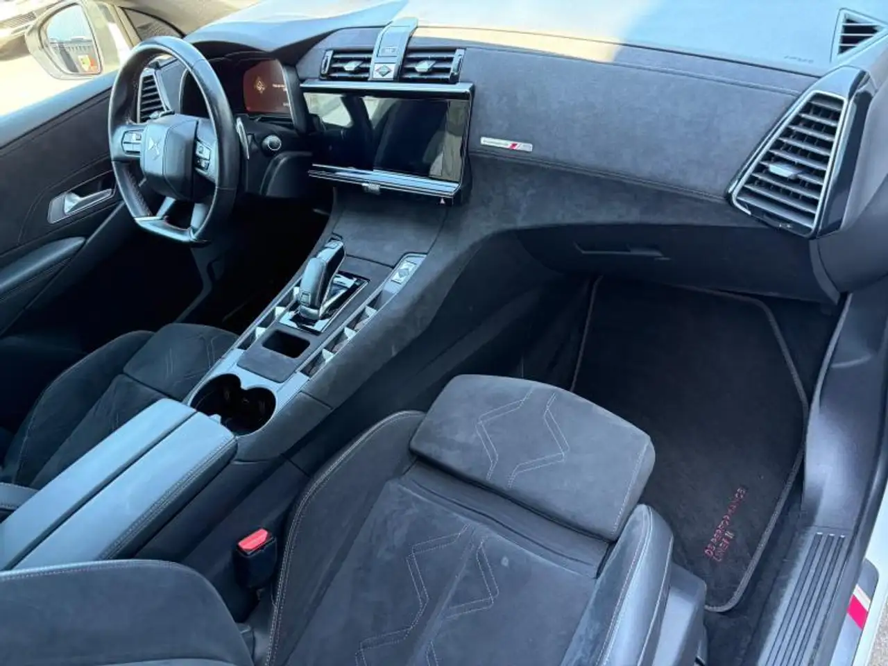 DS Automobiles DS 7 Crossback 2021
