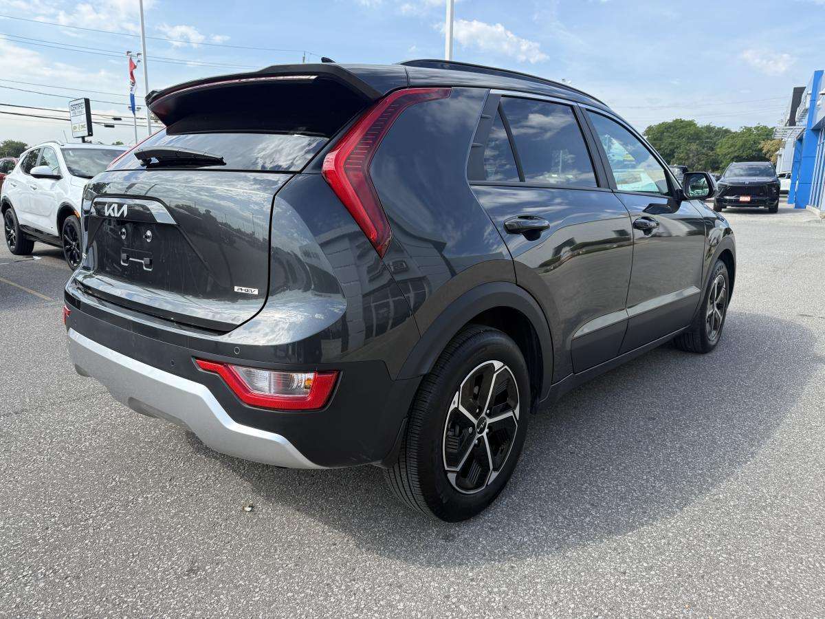 2024 Kia Niro EX — снимка 1