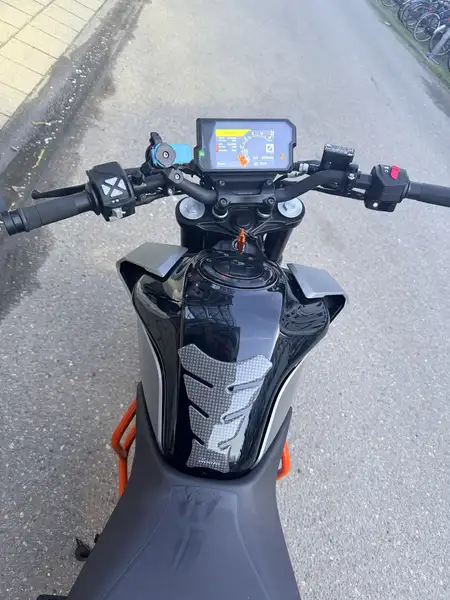 KTM 125 Duke - foto 7