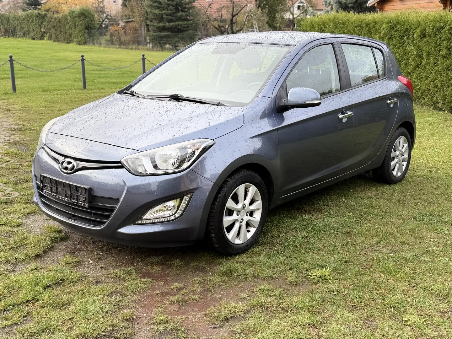 Hyundai i20 Trend Sitzheizung Klima ZV TÜV neu Blau - 1