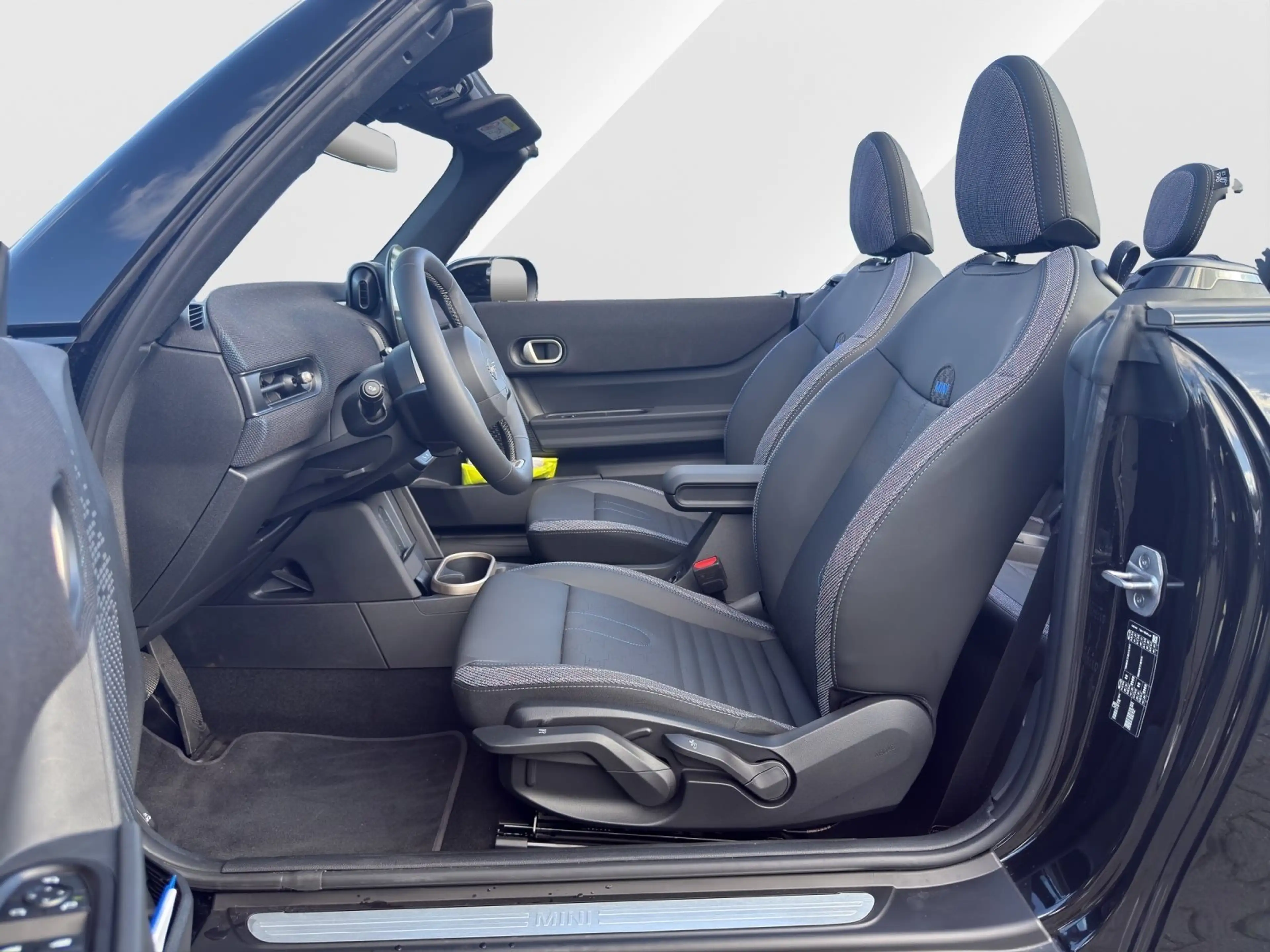 MINI Cooper Cabrio Cooper C Cabrio Classic Trim Paket M HUD*H+K*Lenkr — photo 11