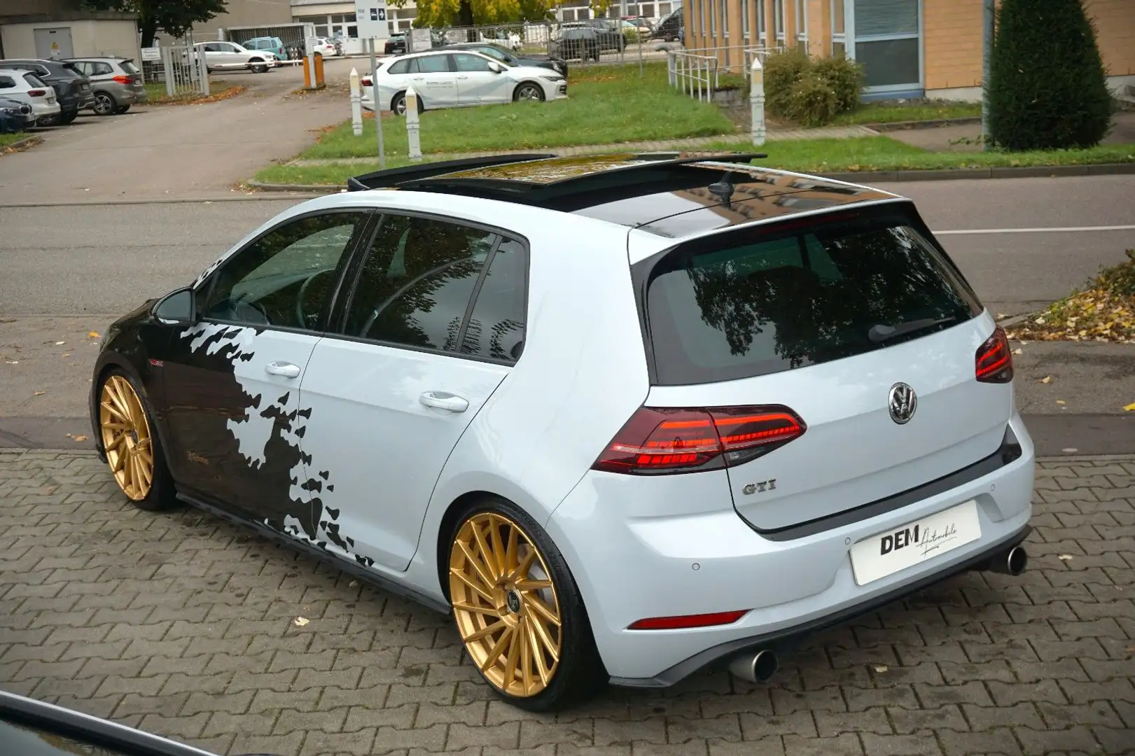 Volkswagen Golf VII Lim. GTI / Pano./ R-Kam./ ACC / DCC / Argent - 2
