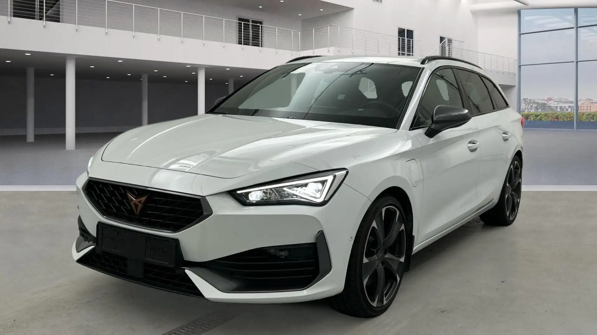 CUPRA Leon SP Kombi VZ TSI eHybrid DSG NP 53.944.-42%- Weiß - 2