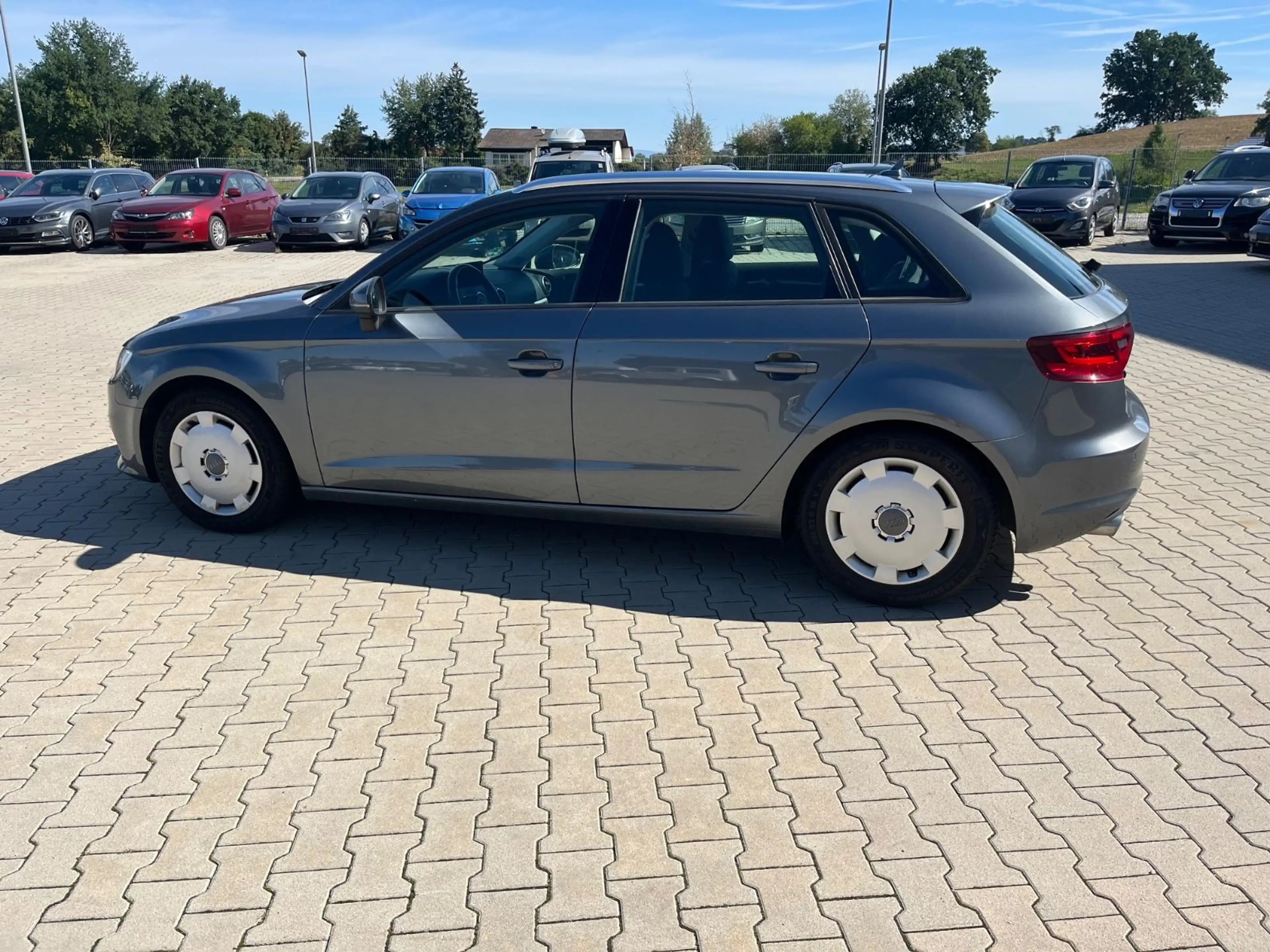 Audi A3 Sportback ambition 2.0TDI Navi,Xenon,SH-gepfl — photo 8