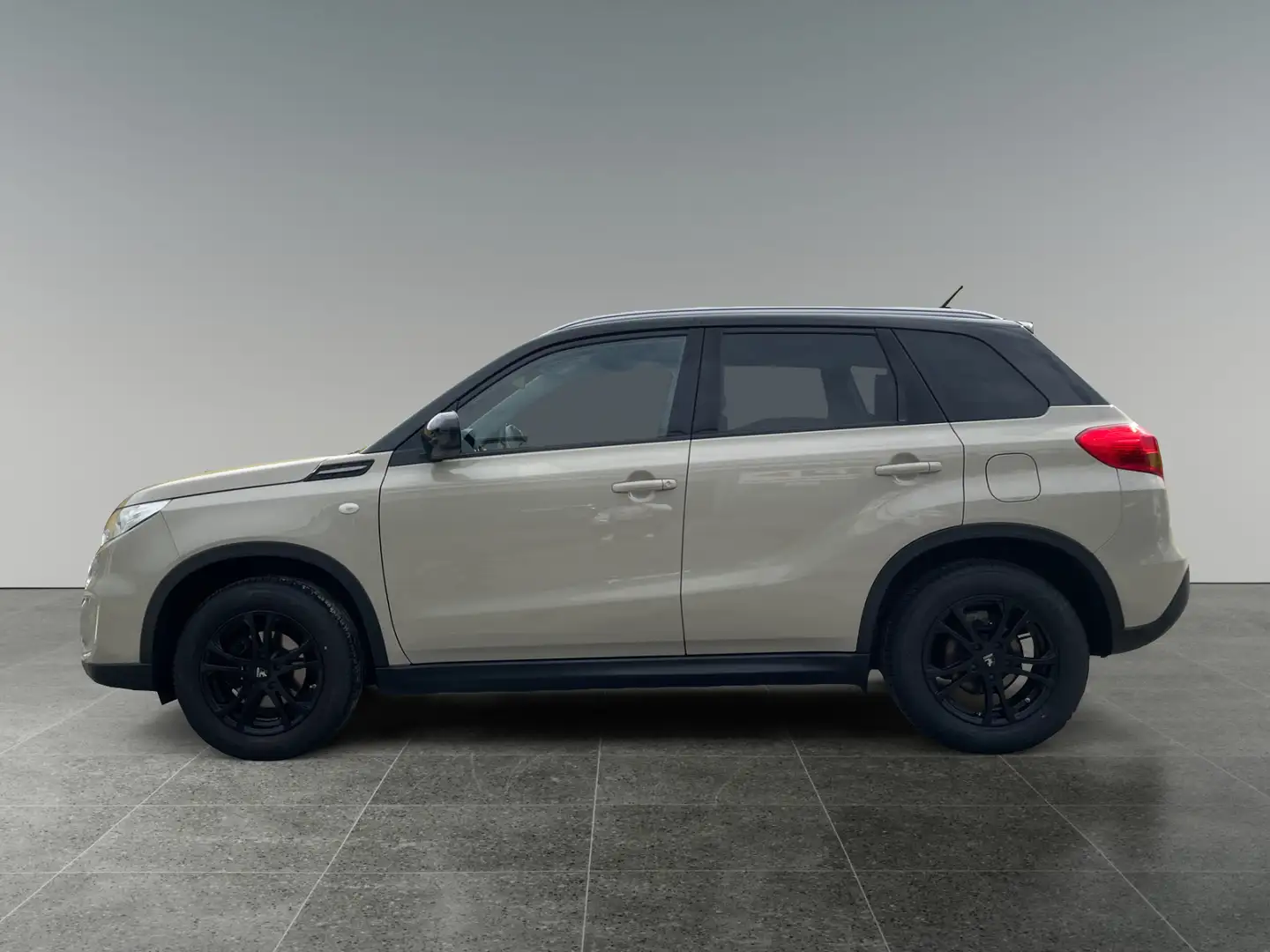 Suzuki Vitara 1,6 VVT 4WD Special Edition 8-fach bereift Marrón - 2