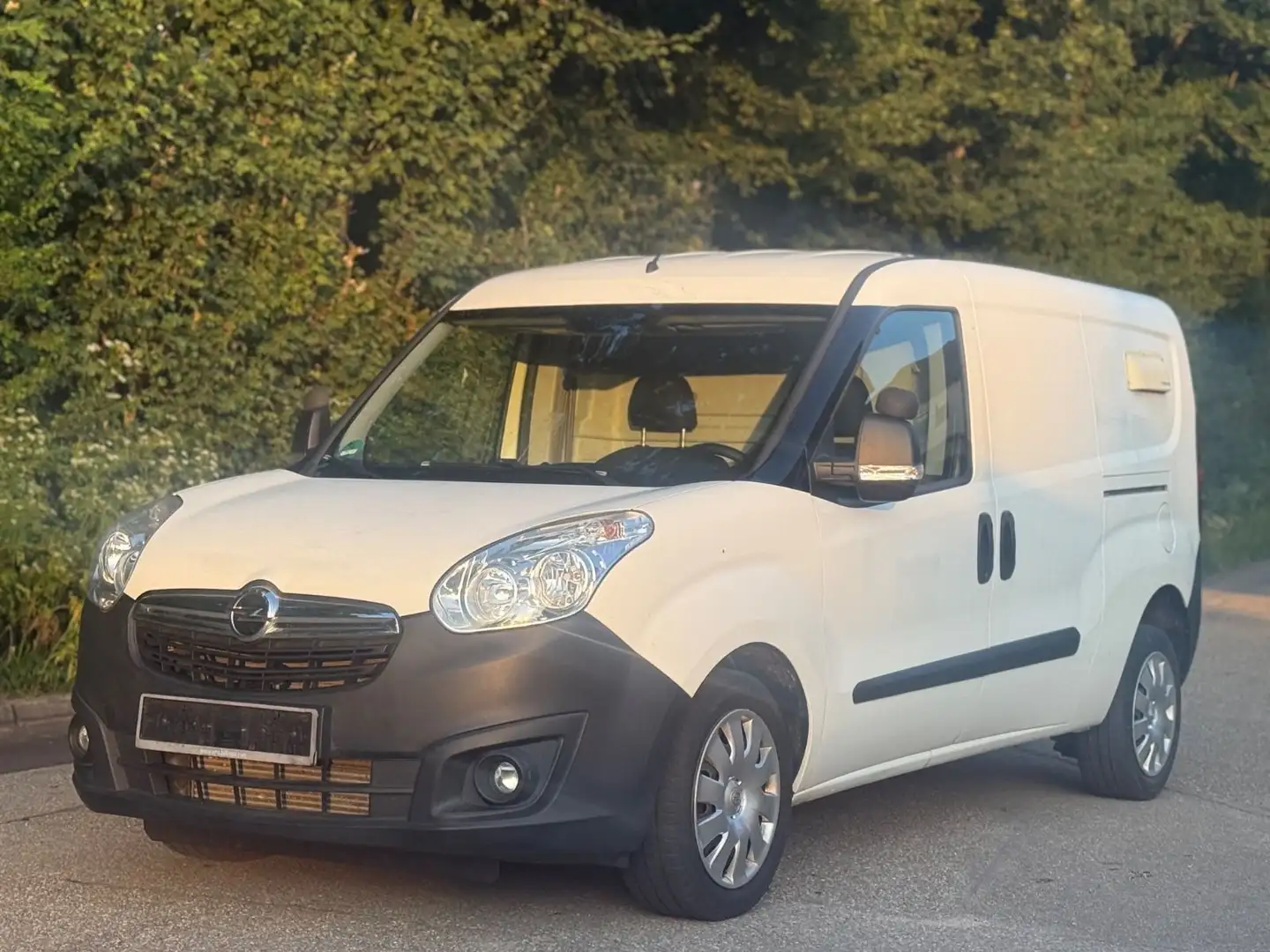 Opel Combo L2H1 2,4t 1HAND STANDH. KLIMA CAMPER Weiß - 1
