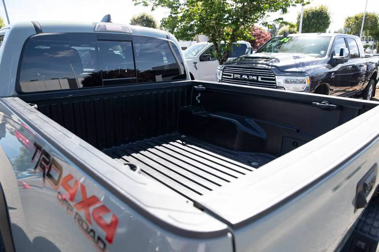 Toyota Tacoma снимка Toyota Tacoma