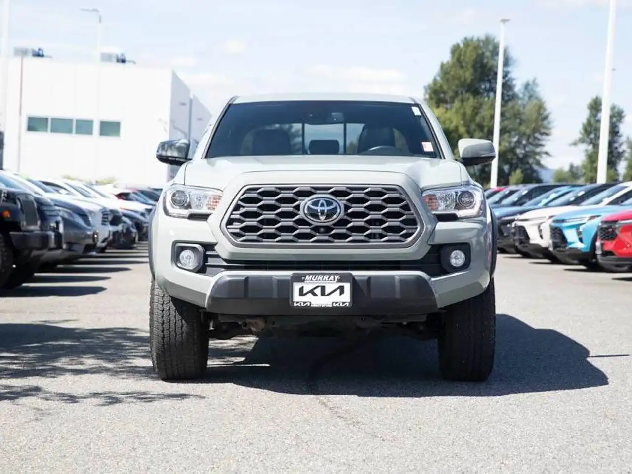 Toyota Tacoma снимка Toyota Tacoma