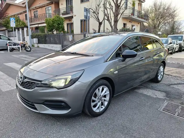 Opel Astra ST 1.5 CDTI 122CV AT9 E6D - UNIPRO TAGLIANDATA