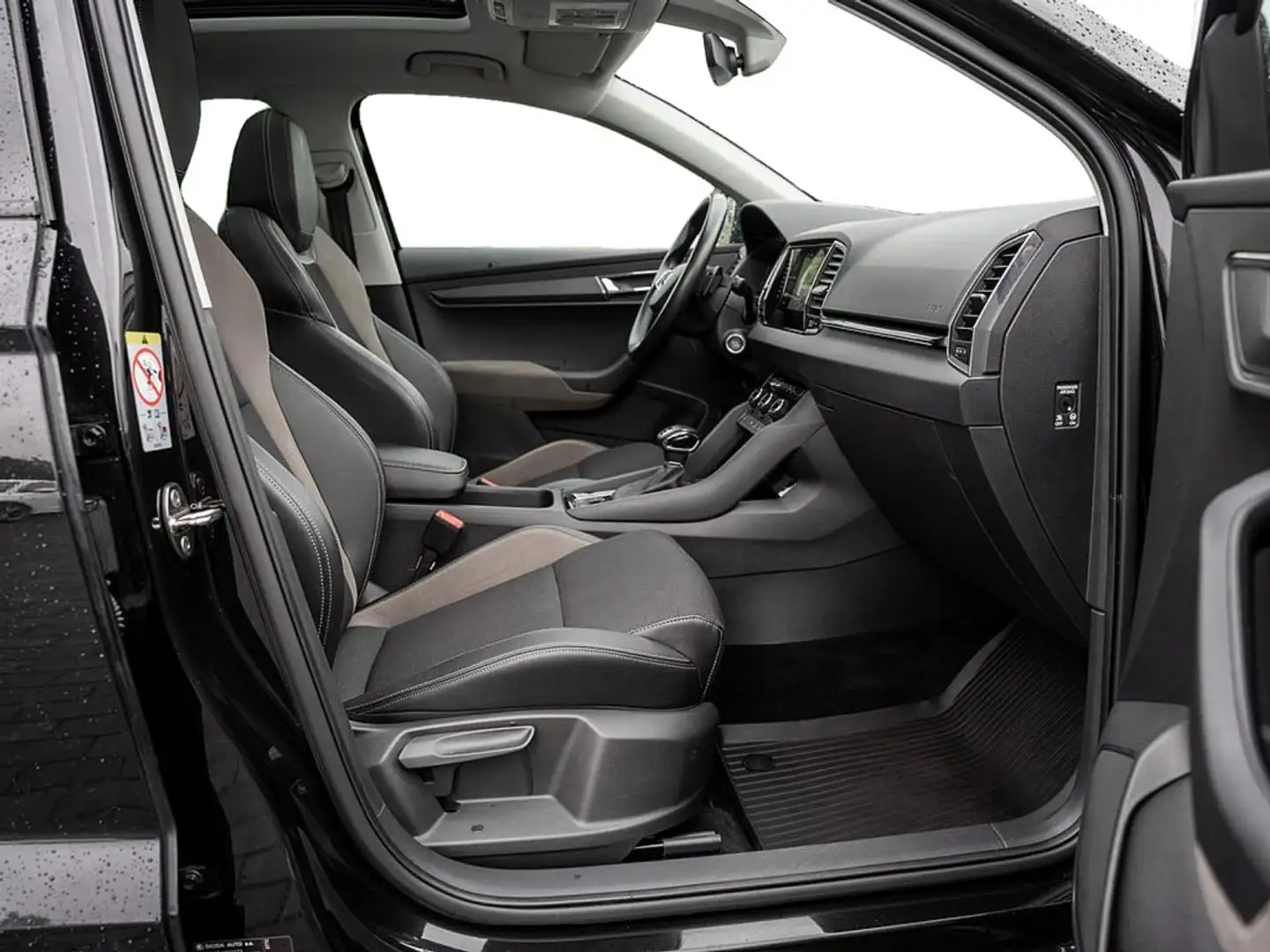 Skoda Karoq 2.0 TDI Style 4x4 AHK ACC NAVI MATRIX S Schwarz - 2