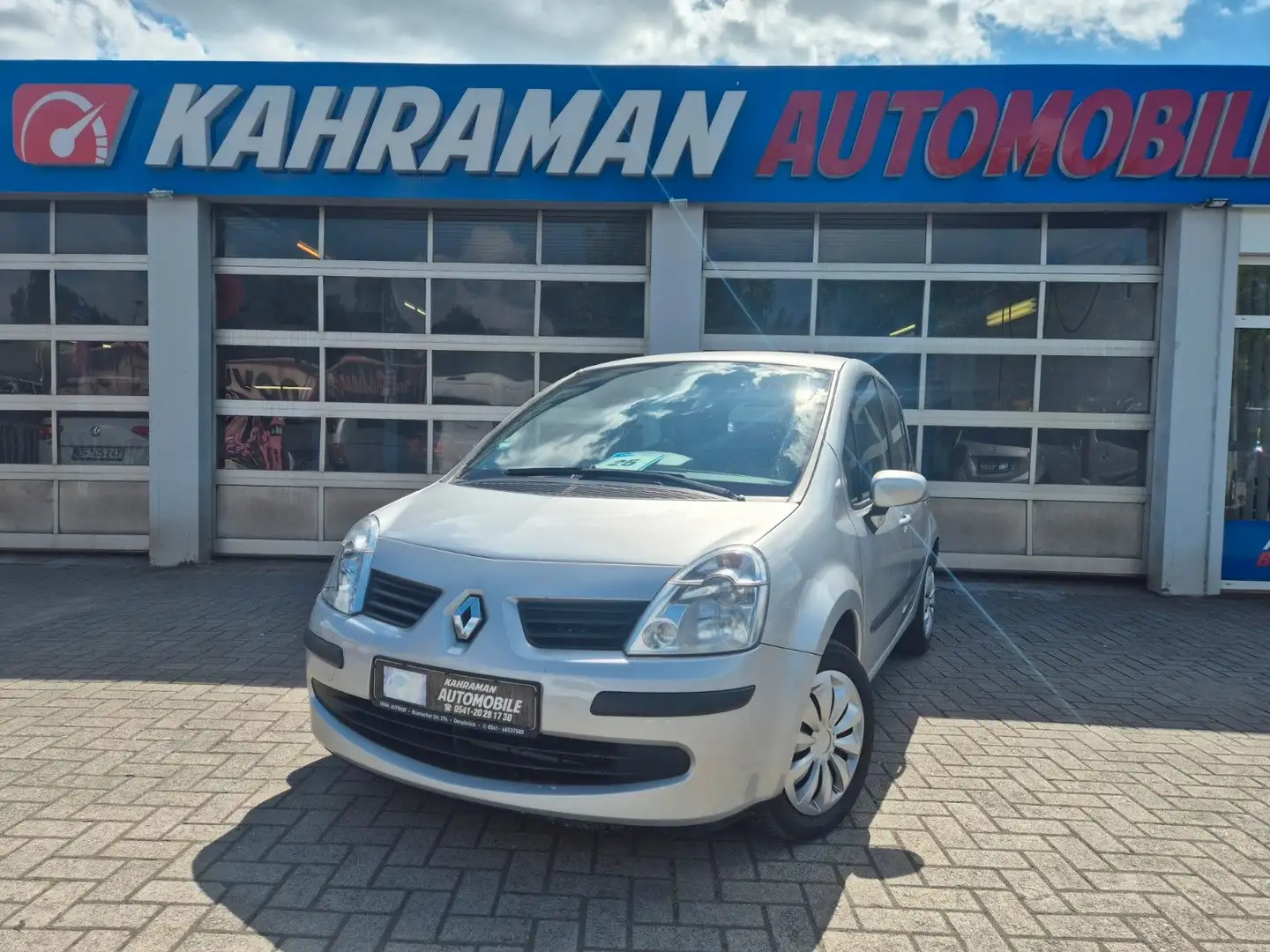 Renault Modus Dynamique Grau - 1