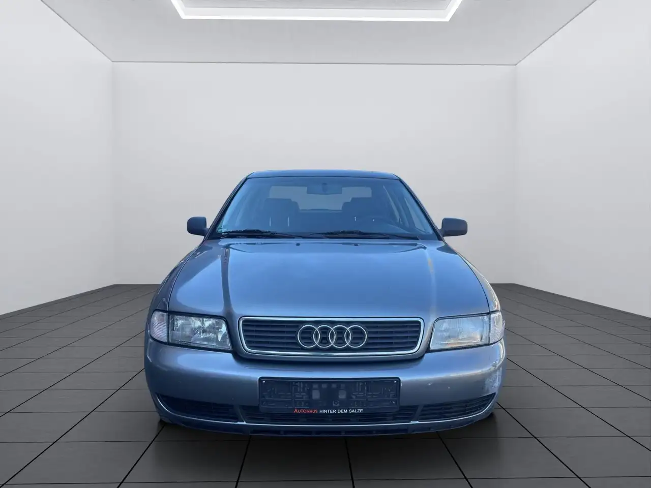 Audi A4 1.8l - Metallic|SCHIEBEDACH|, foto 9