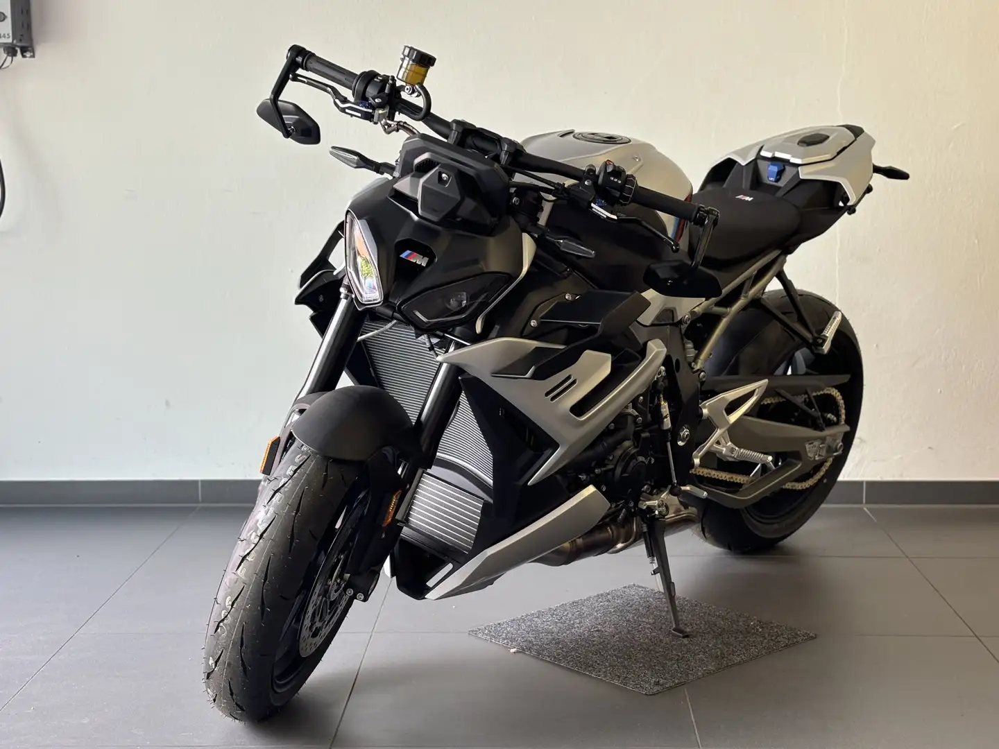 BMW M 1000 R Sofort Verfügbar+Sozius Paket I Lieferung Blanc - 2