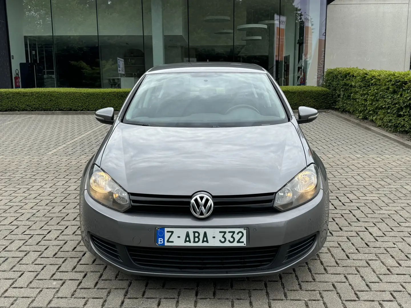 Volkswagen Golf 1.6 TDI 105 FAP CR BlueMotion Confortline Business Gris - 2