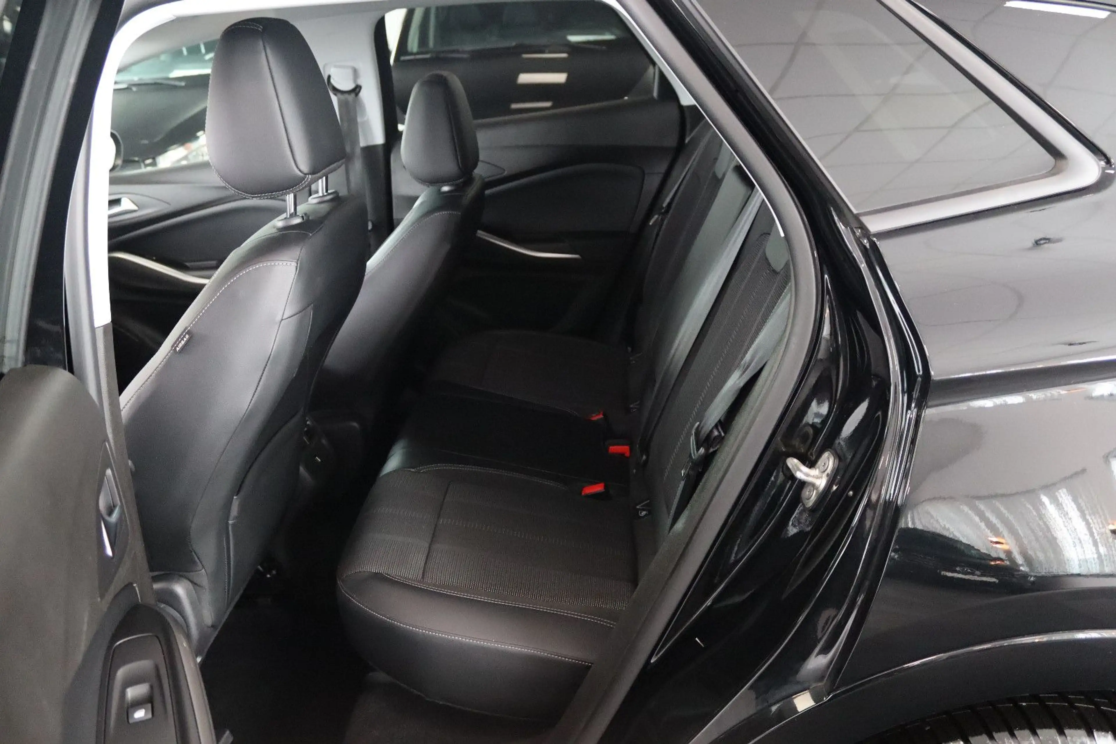 Opel Grandland X Grandland 1.2 Turbo GS Line * 1.HAND * — photo 14