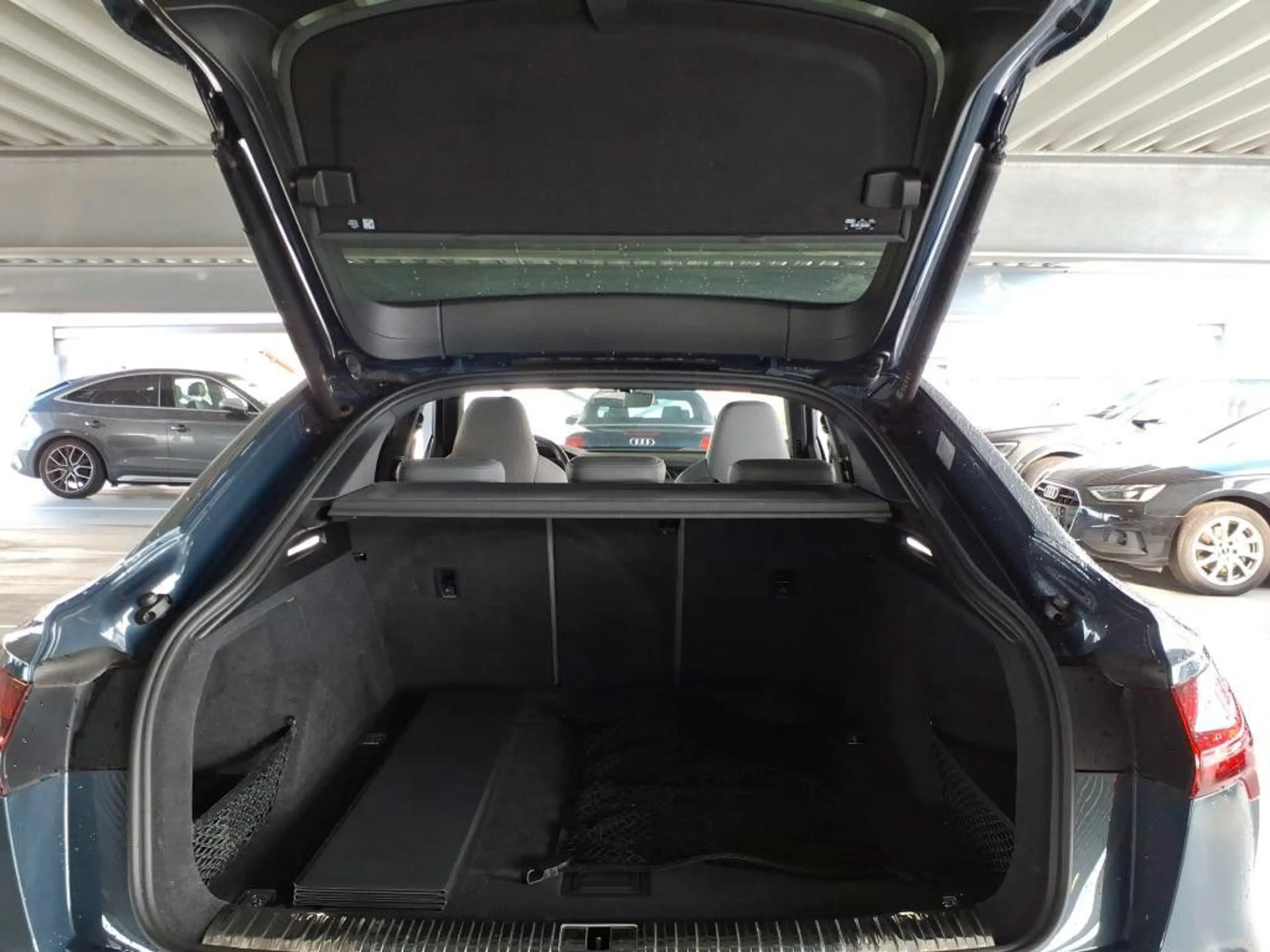 Audi e-tron E-tron Sportback 55 Quattro S-Line*D-MATRIX*B&O* — photo 5