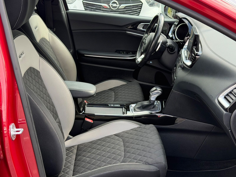 Kia Ceed / cee'd GT Line/NAVI/EURO 6 — photo 10