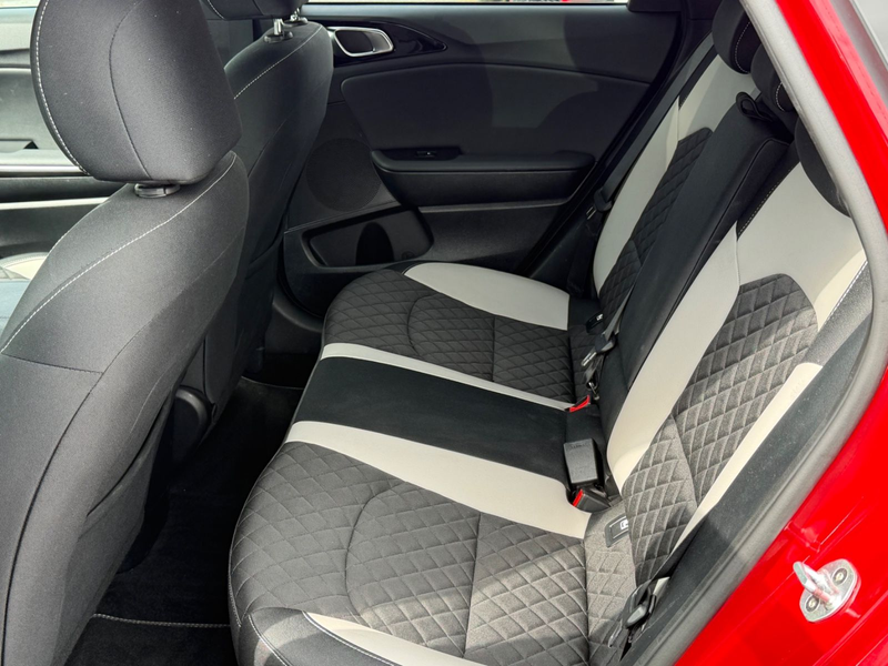 Kia Ceed / cee'd GT Line/NAVI/EURO 6 — photo 12