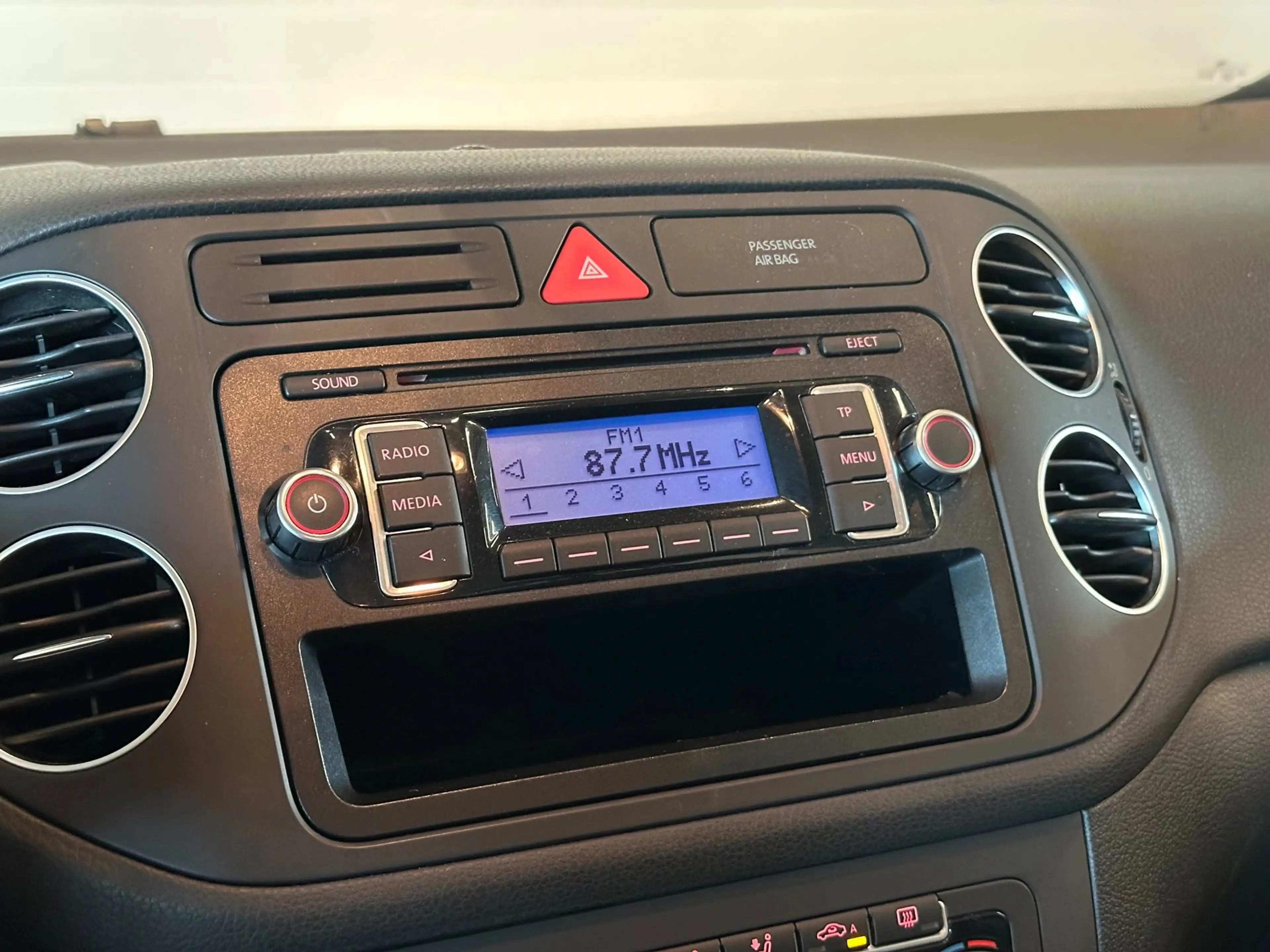 Volkswagen Golf Plus 1.2 TSI 16v AUTOMAAT COMFORTLINE|CLIMA AIRCO|TREKH — photo 25