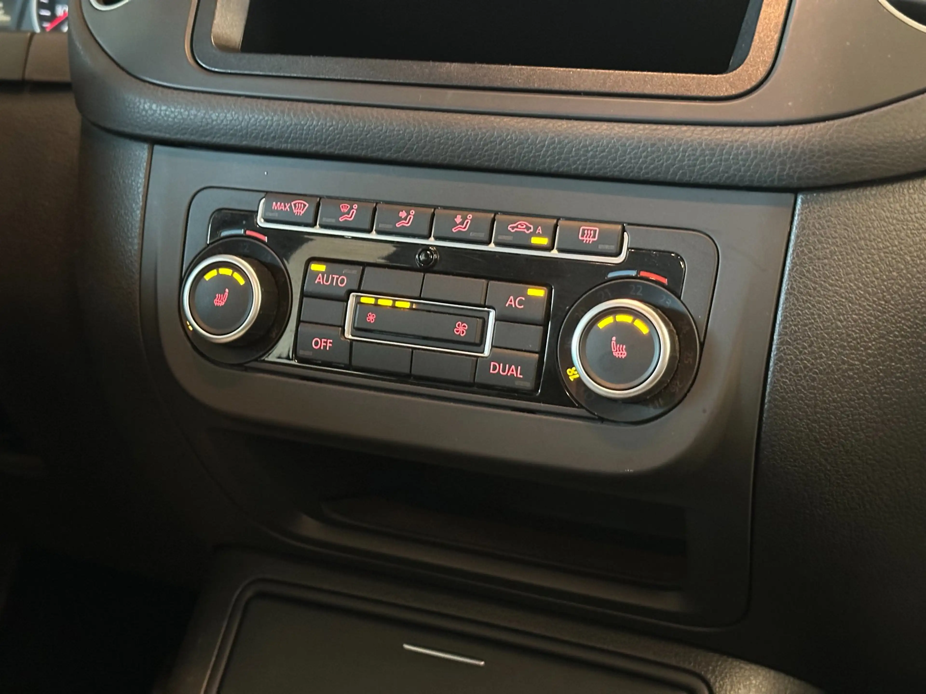Volkswagen Golf Plus 1.2 TSI 16v AUTOMAAT COMFORTLINE|CLIMA AIRCO|TREKH — photo 23