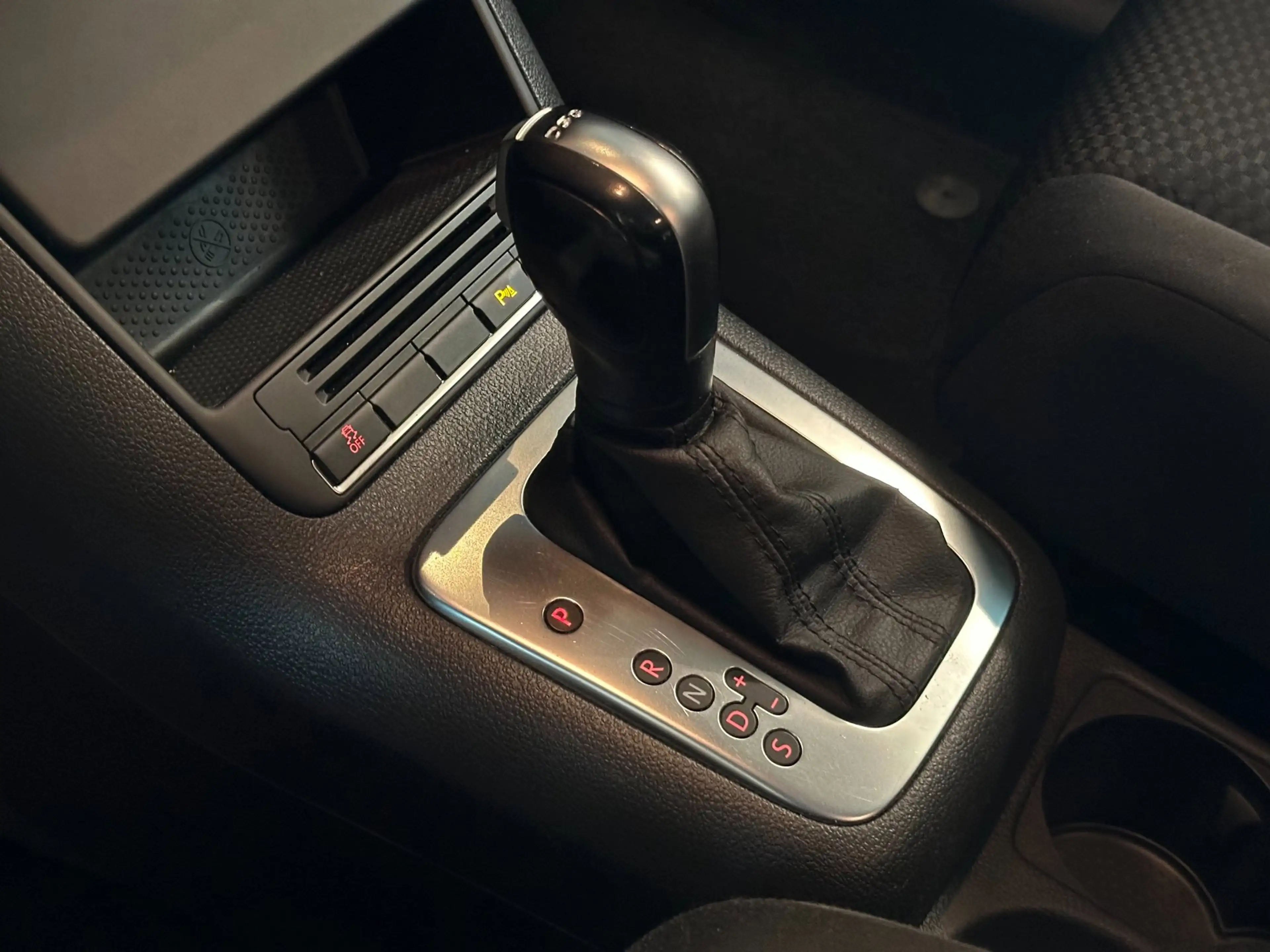 Volkswagen Golf Plus 1.2 TSI 16v AUTOMAAT COMFORTLINE|CLIMA AIRCO|TREKH — photo 24