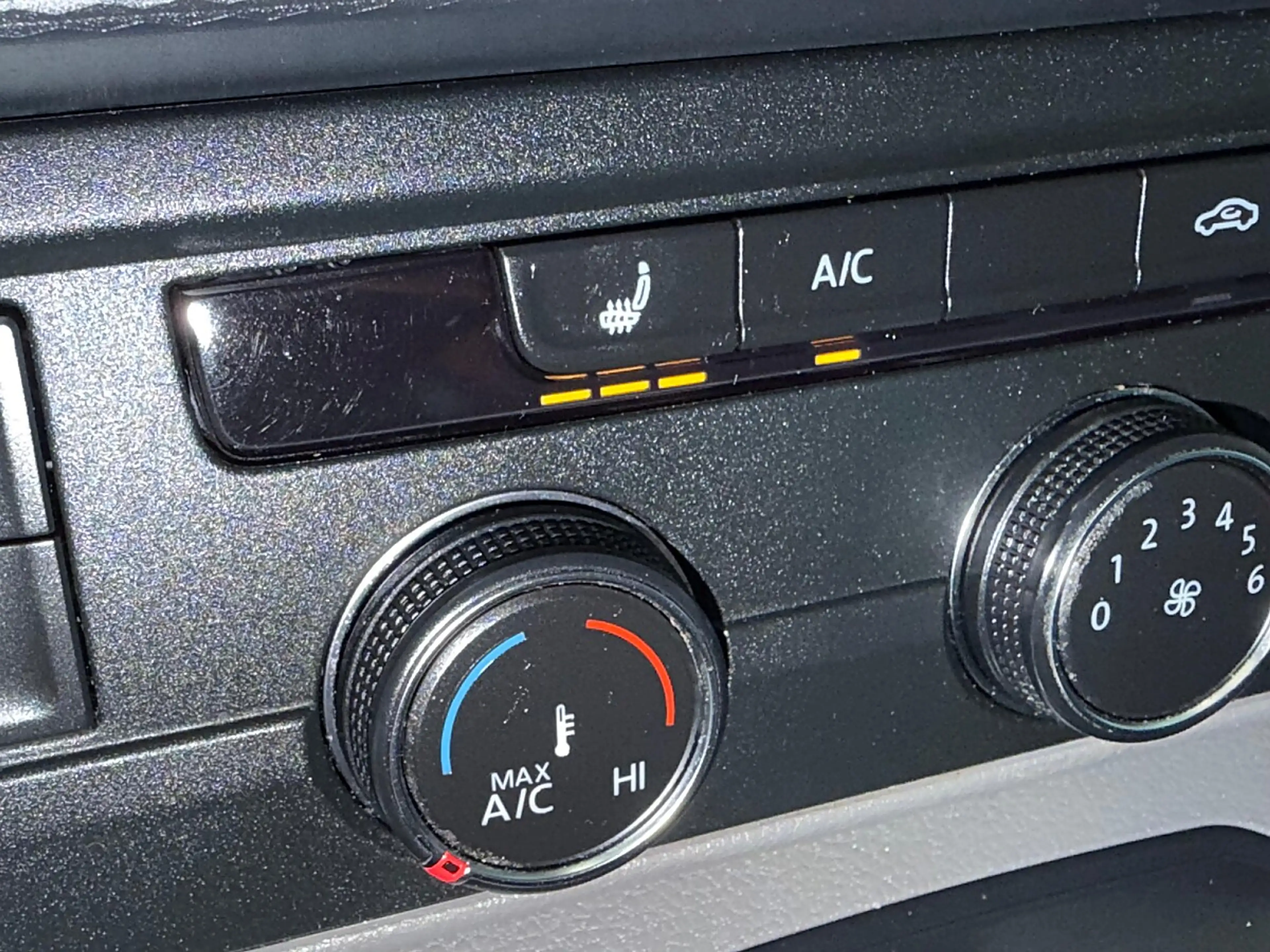 Volkswagen T6.1 Transporter LR Flügeltüren L2H1 Servotronic, Standheizung, ... — photo 11