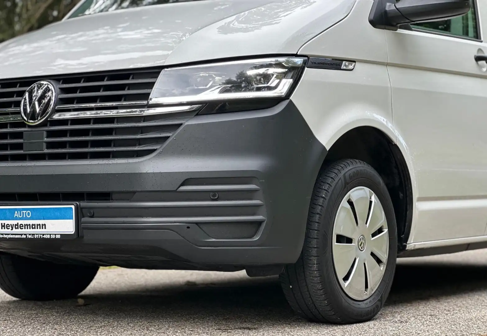 Volkswagen T6.1 Transporter Kasten FWD Weiß - 2