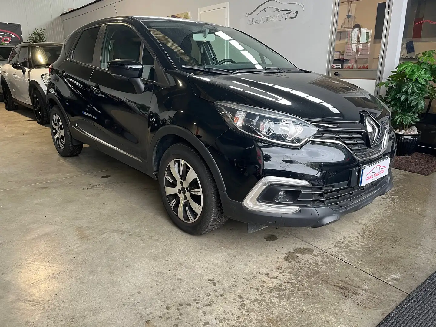 Renault Captur 1.5 dci Sport Edition2 90cv edc Negro - 1
