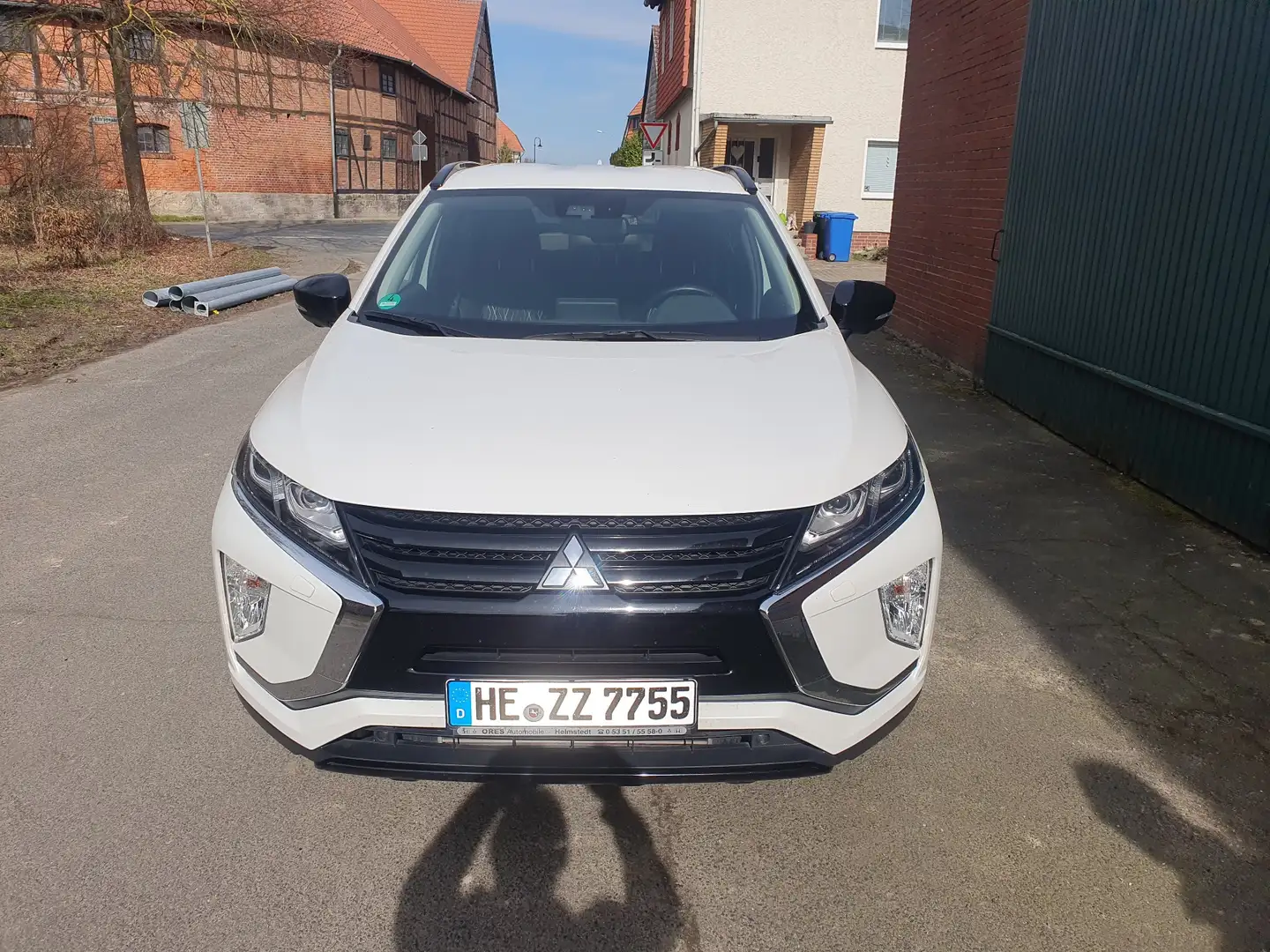 Mitsubishi Eclipse Cross Active+ 4WD Bílá - 1