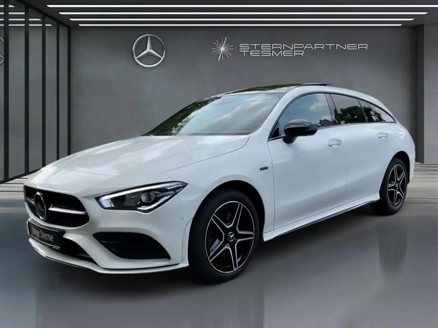 Mercedes-Benz CLA 250 e SB AMG Night Ambi Memory 360° ACC Pano Blanc - 2