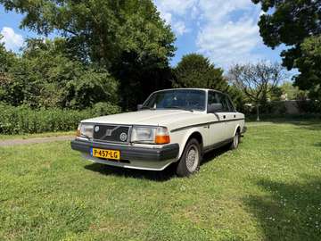 240 2.3 GL