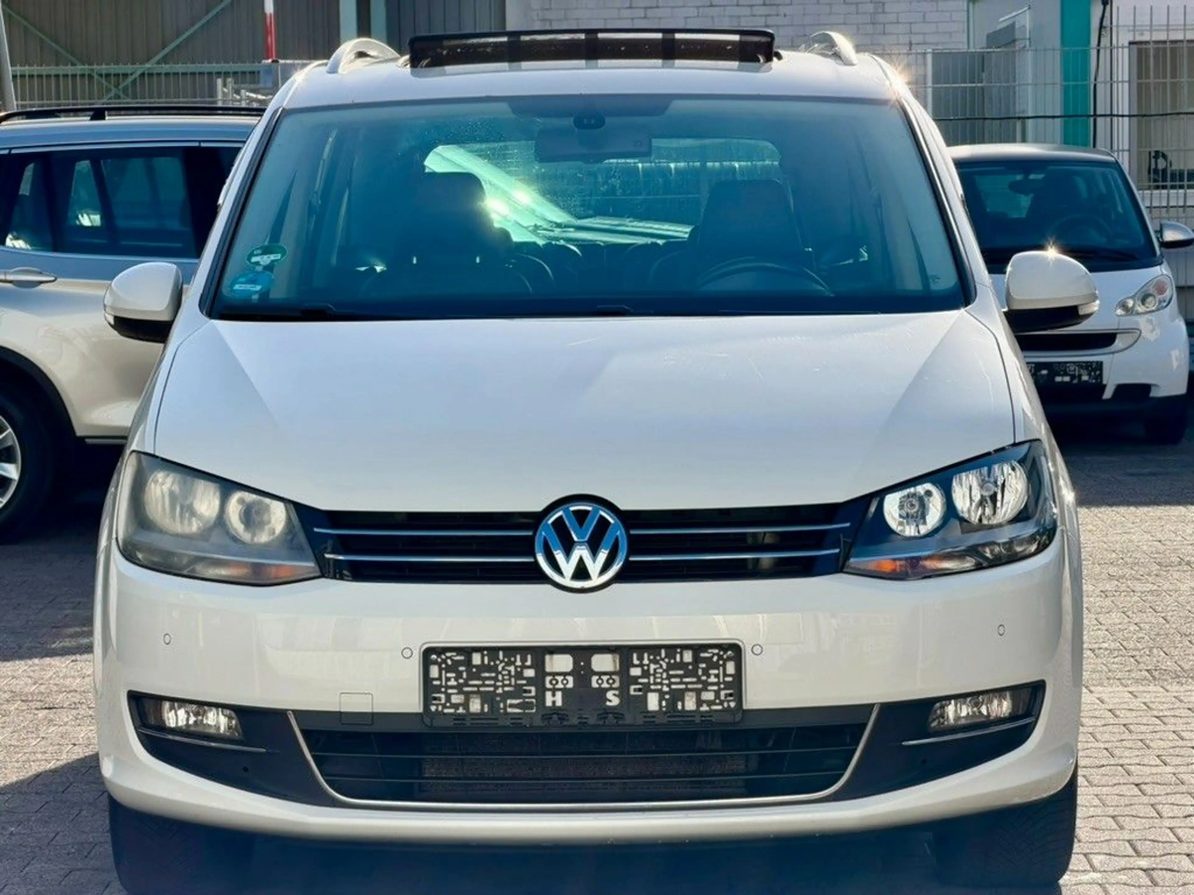 Volkswagen Sharan 2.0 TDI Highline Autom. Leder Pano BMT — photo 4