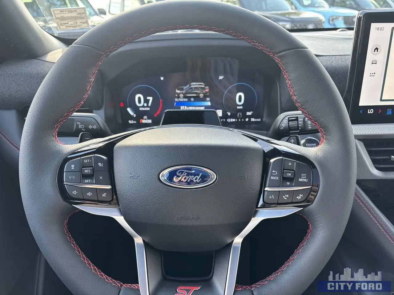 Ford Explorer photo Ford Explorer