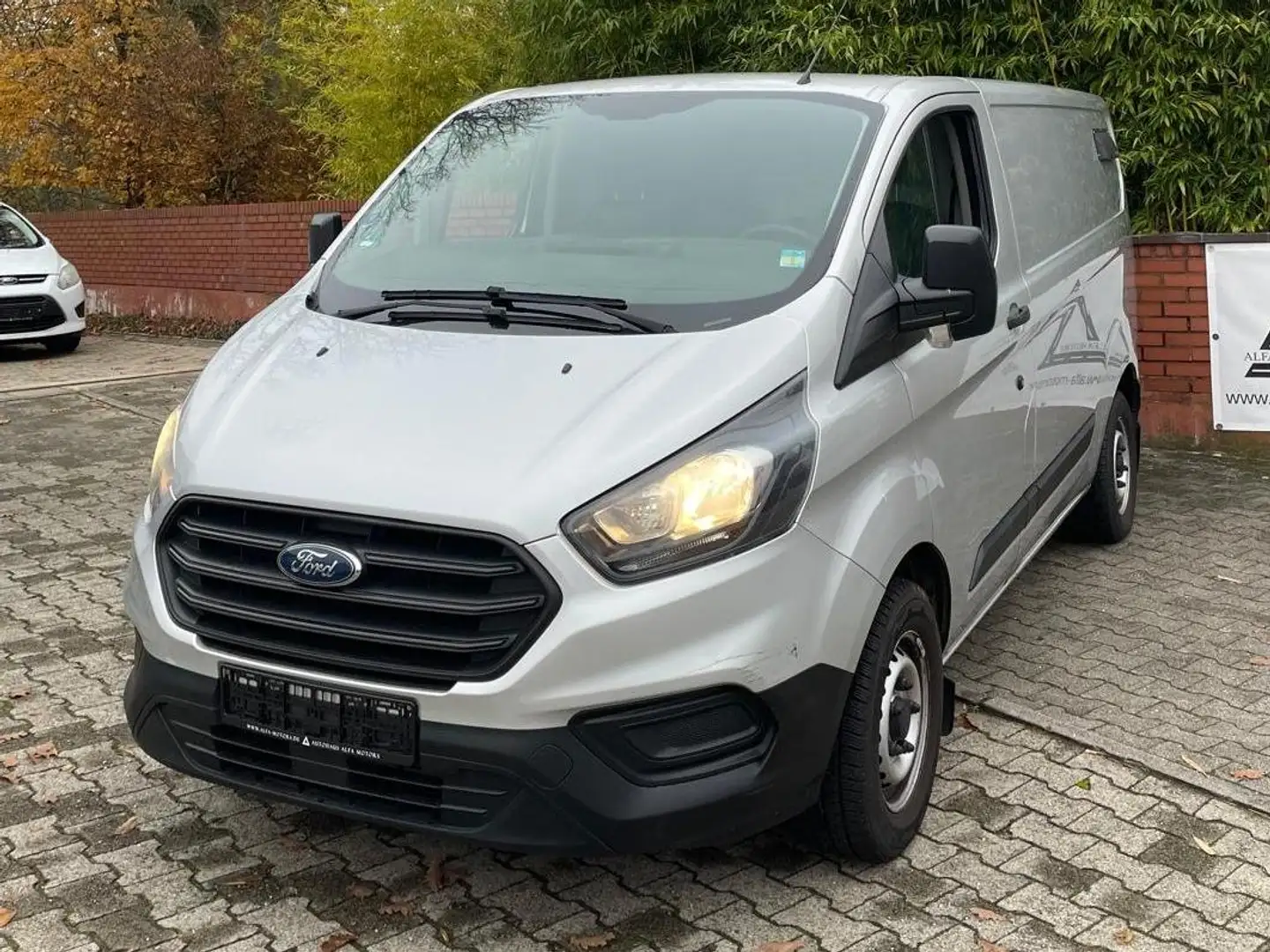Ford Transit Custom 280 L1 Trend // MwSt. // 1-Hand // Leder // AHK Grau - 1