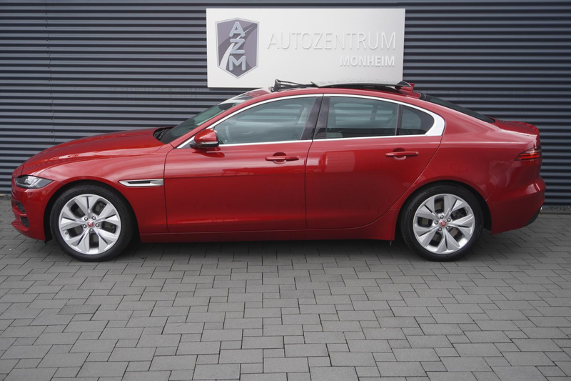 Jaguar XE S 2.0 AWD PANORAMA|KAMERA|APPLE|NAVI|ACC|LED — photo 4