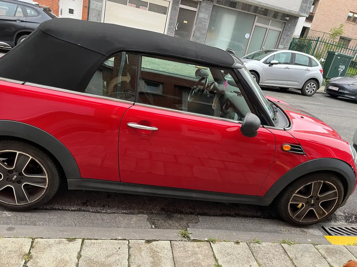 MINI One Cabrio Mini Cabriolet 1.6i 16v One Rood - 1