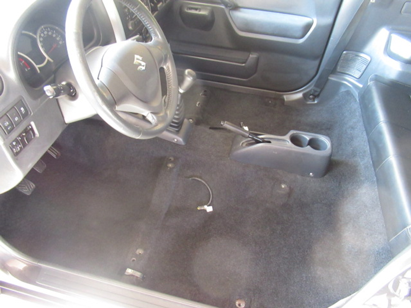 Suzuki Jimny Jimny Style-Klima-Sitzhz-AHK-ALU-nur Strasse — photo 8