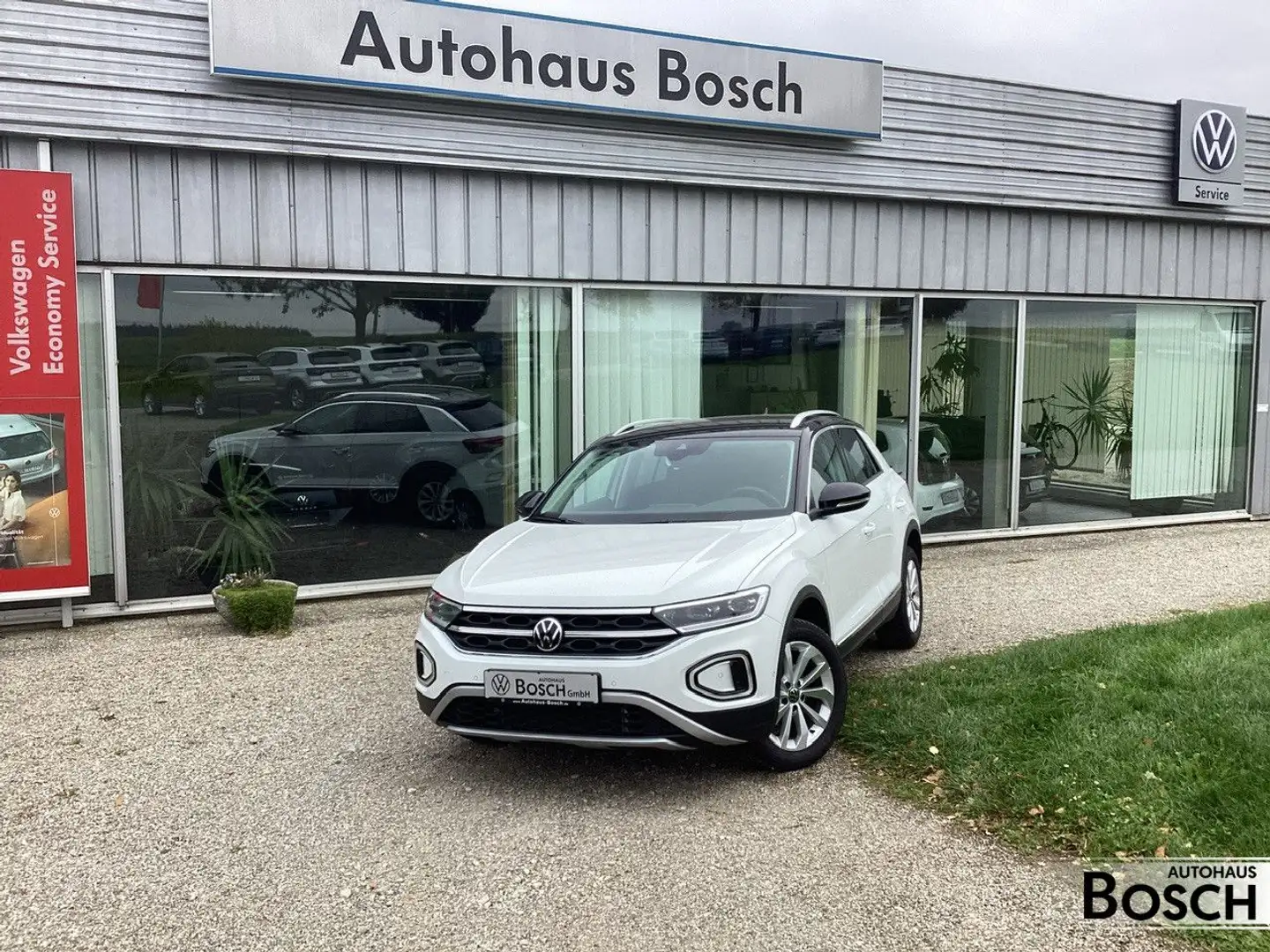 Volkswagen T-Roc 1.5 TSI Style DSG AHK ACC Navi SHZ Bluetooth Weiß - 2