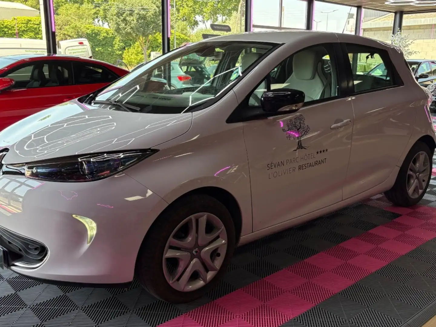 Renault ZOE Zen R90 Radar AR ~ Clim auto ~ Régulateur Bianco - 2