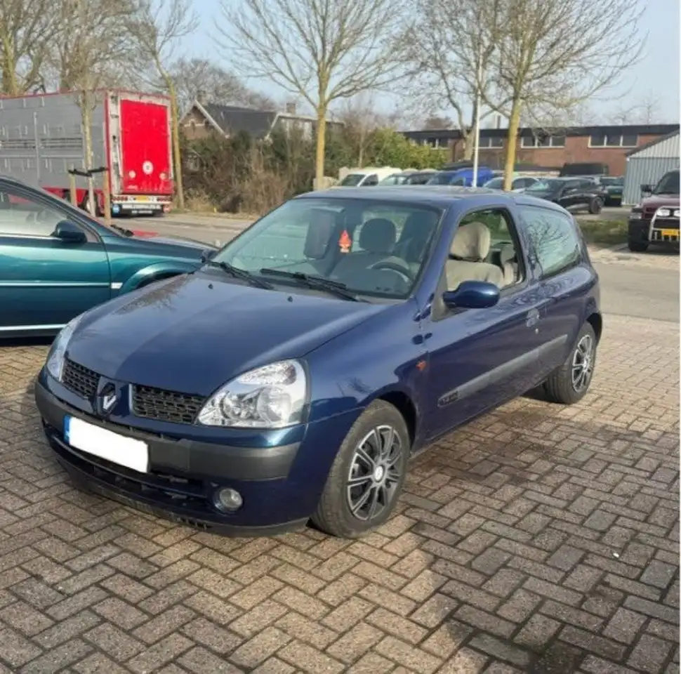 Renault Clio 1.6 Automatik RXE