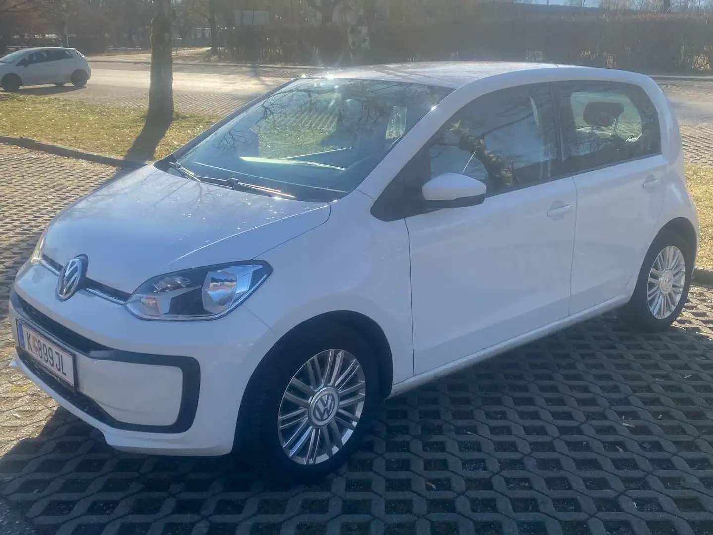 Volkswagen up! Up! Klima, Automatik, Alu Weiß - 1