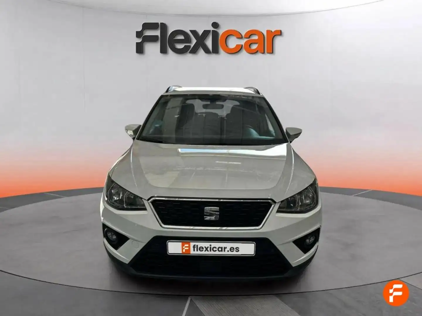 SEAT Arona 1.0 TSI Ecomotive S&S Style 115 Wit - 2