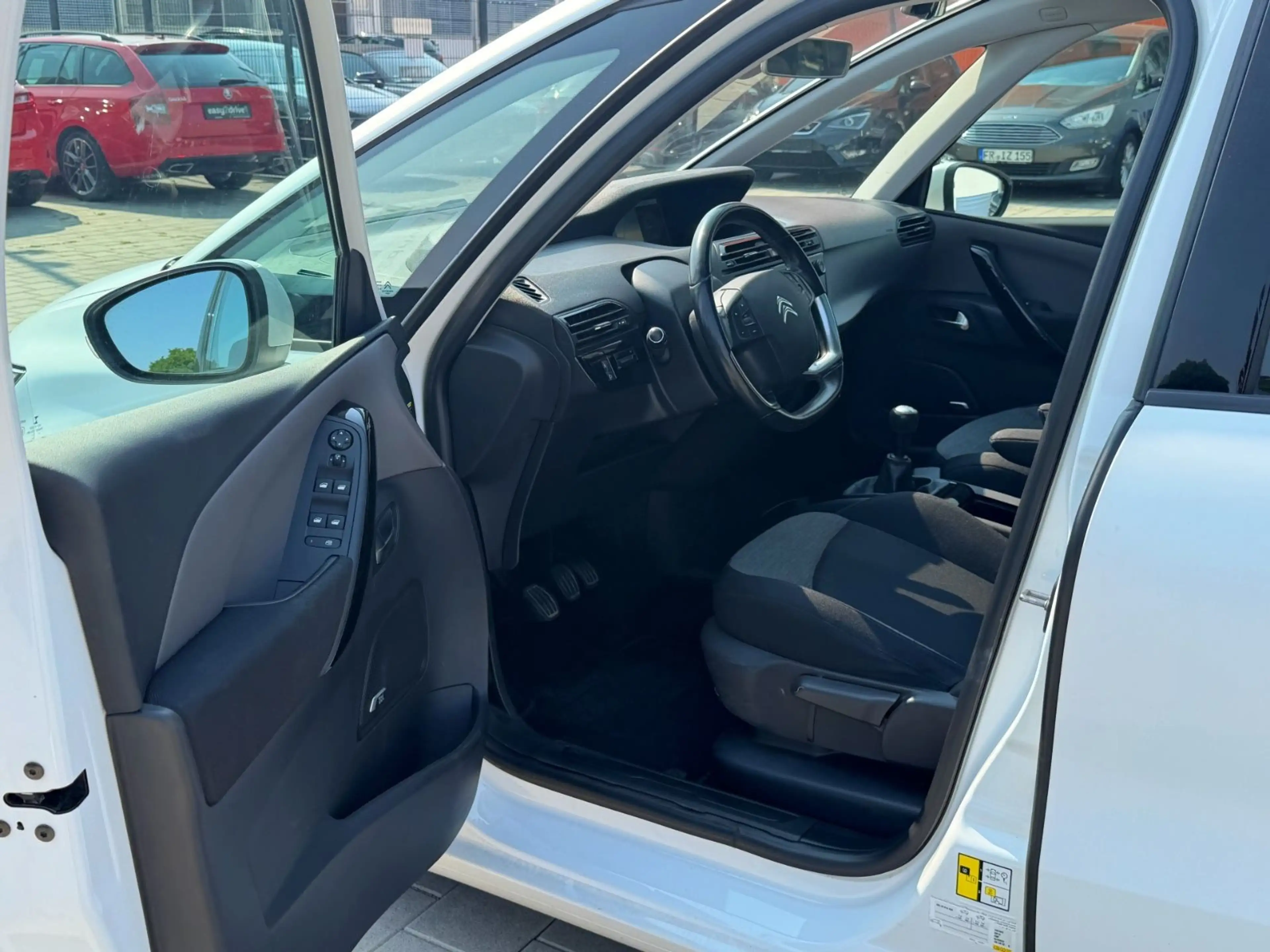 Citroen C4 SpaceTourer C4 Picasso SpaceTourer 1.2 Feel/AHK/PANORAMA/PDC — photo 11