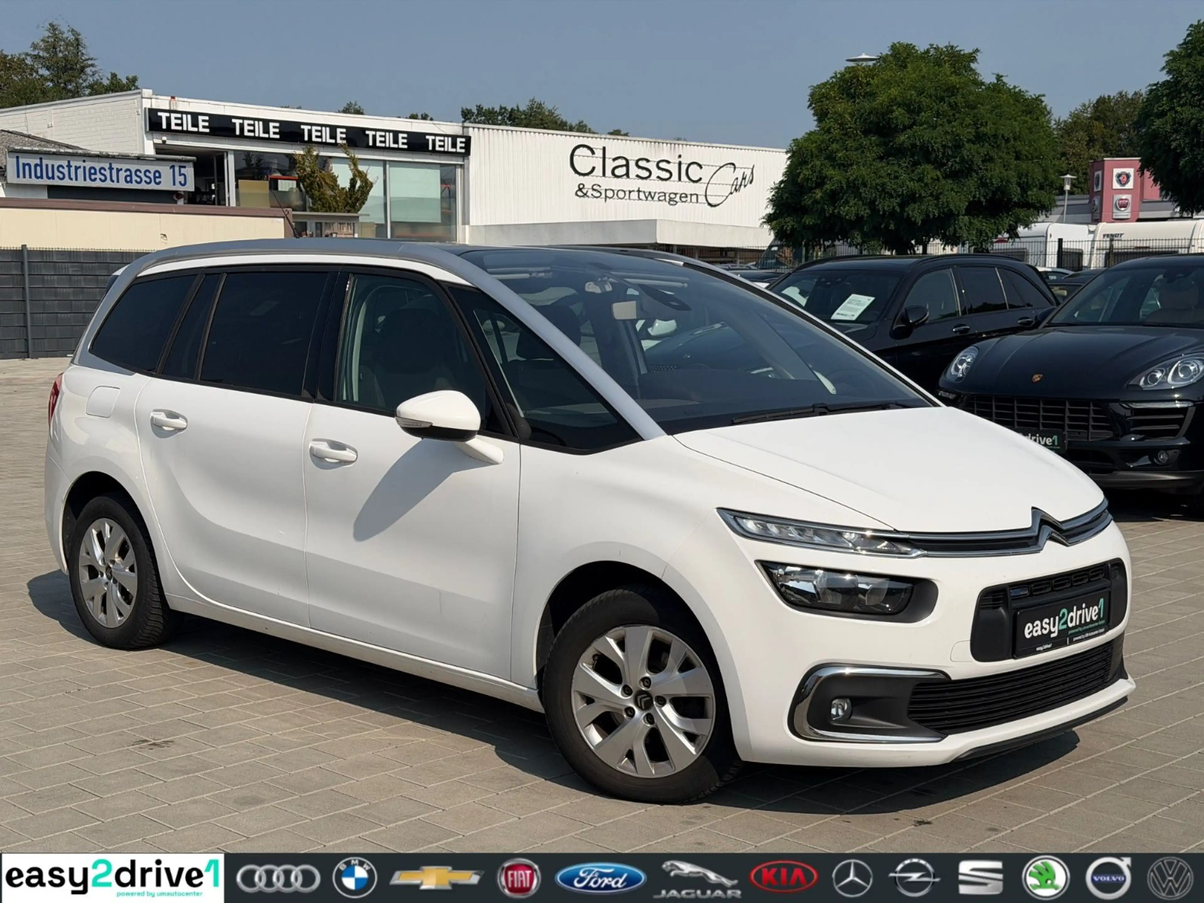 Citroen C4 SpaceTourer C4 Picasso SpaceTourer 1.2 Feel/AHK/PANORAMA/PDC