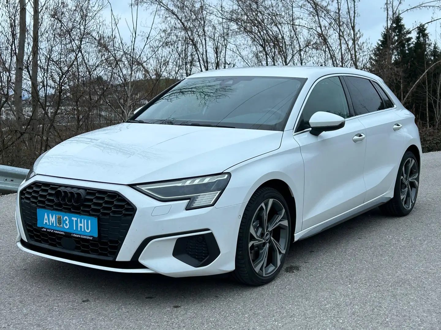 Audi A3 Sportback S-Tronic, Service NEU (1600€) Weiß - 1