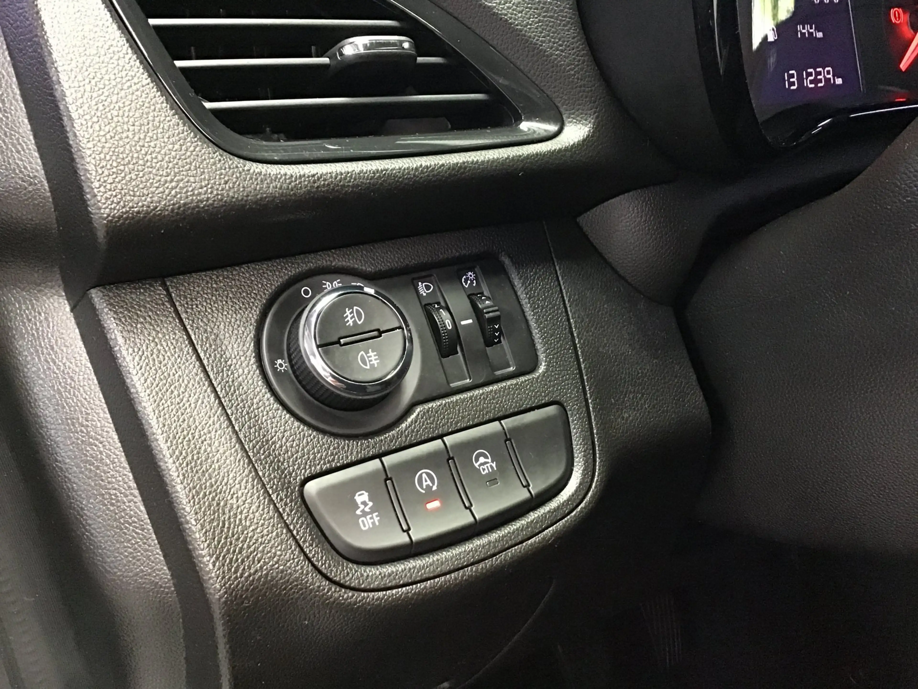Opel Karl 1.0 Rocks Online Edition I Kln Brt I Carplay I Air — photo 37